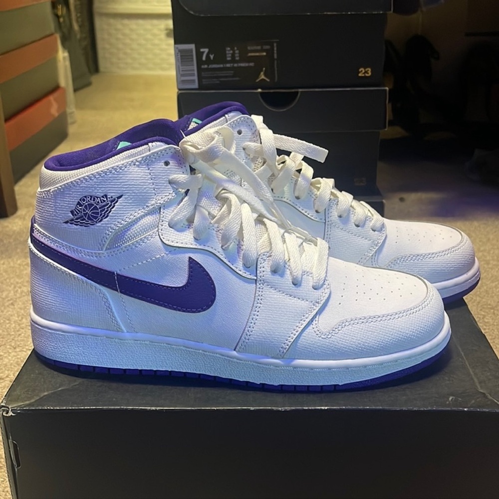 - AIR JORDAN 1 RETRO HIGH GG 'WHITE COURT PURPLE'